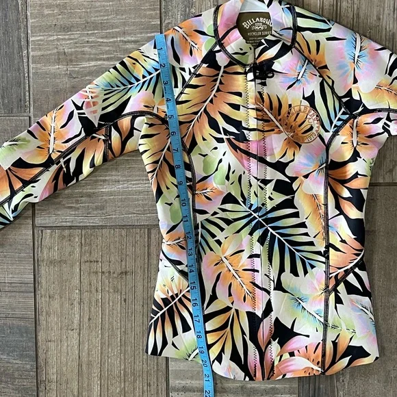 Billabong Women's Surf Capsule Wetsuit Jacket - Picture 11 of 11